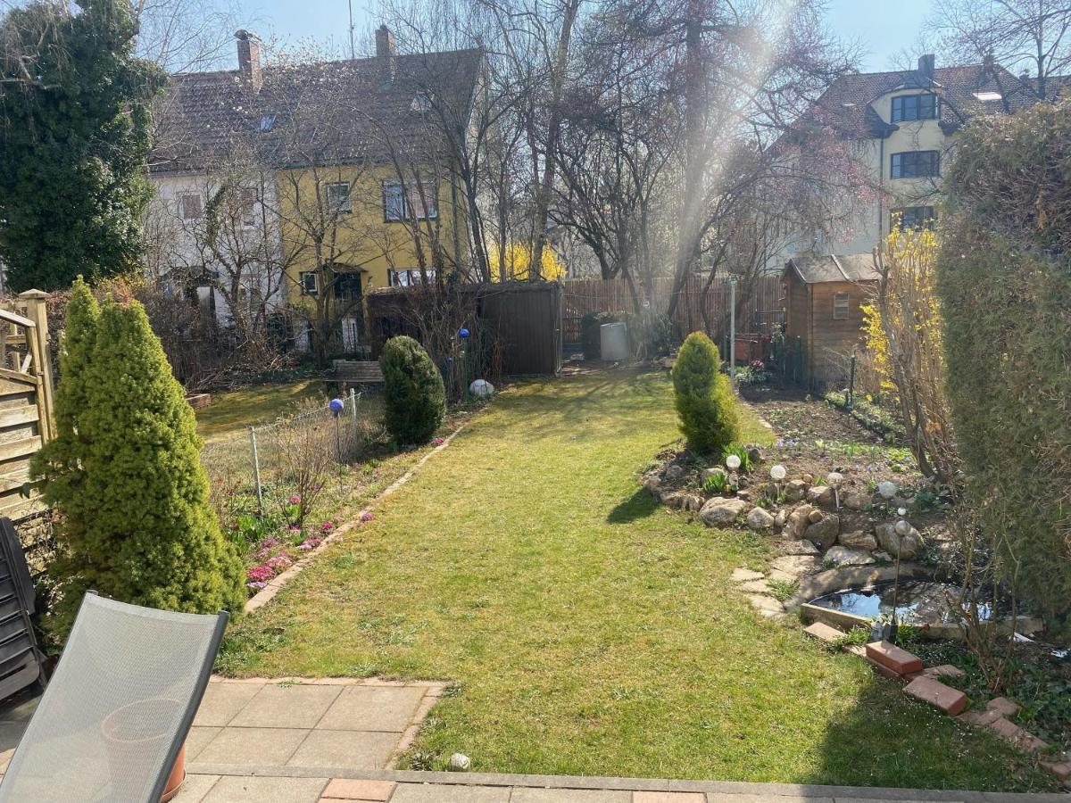 Gemuetliche Privatzimmer Mit Geteiltem Bad, Kueche Und Garten ميونيخ المظهر الخارجي الصورة